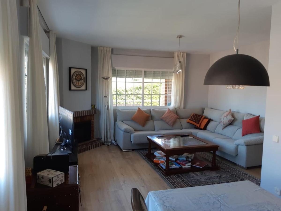 הוילה בסריל דה לה סיירה Casa Bellavista Becerril מראה חיצוני תמונה